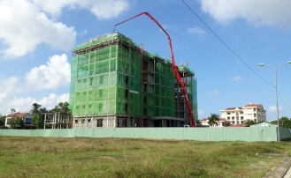 Thi công bê tông sàn tầng mái công trình Trụ sở Viện kiểm sát nhân dân tỉnh Quảng Nam